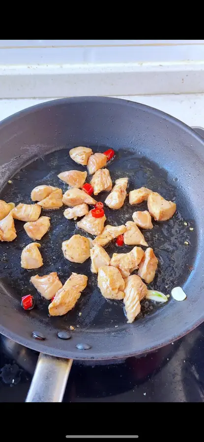 A Chinese-style reduced-fat meal can also be very Christmas  and Christmas black pepper chicken nuggets step 0