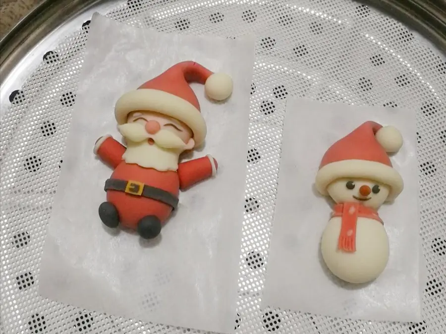 Cute Santa Claus steamed buns step 0