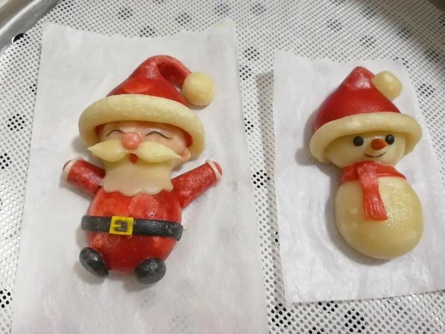 Cute Santa Claus steamed buns step 0