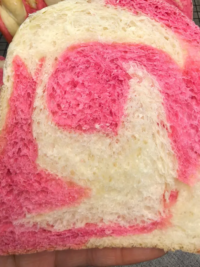 Christmas  two-color toast step 0