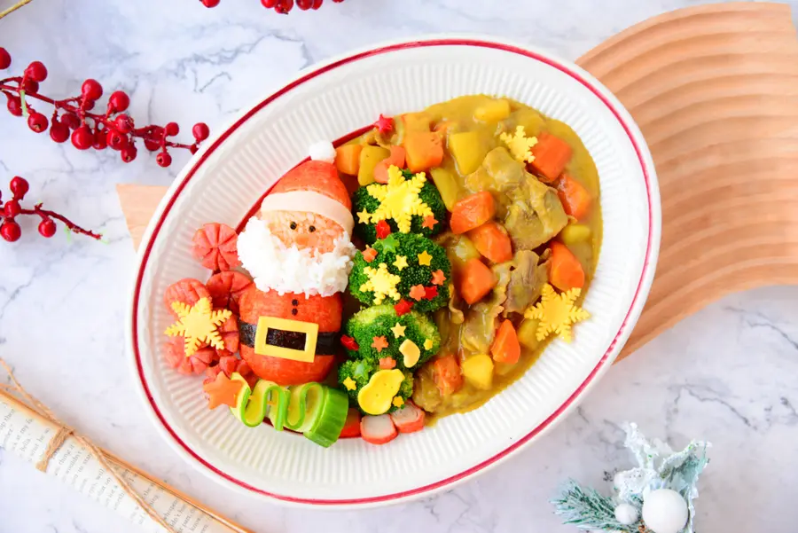 Santa Claus curry with fat beef rice