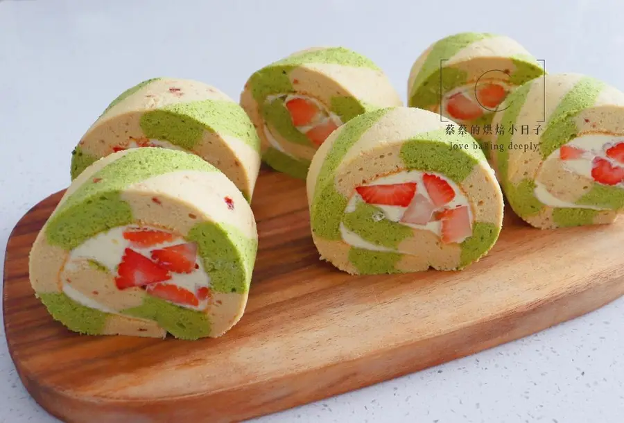 Little fresh Christmas wind|ã€Matcha strawberry two-color cake rollã€‘ step 0