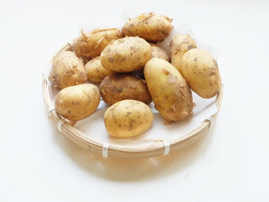 ã€Late-night cafeteriaã€‘Butter potatoes (Hokkaido local cuisine) step 0