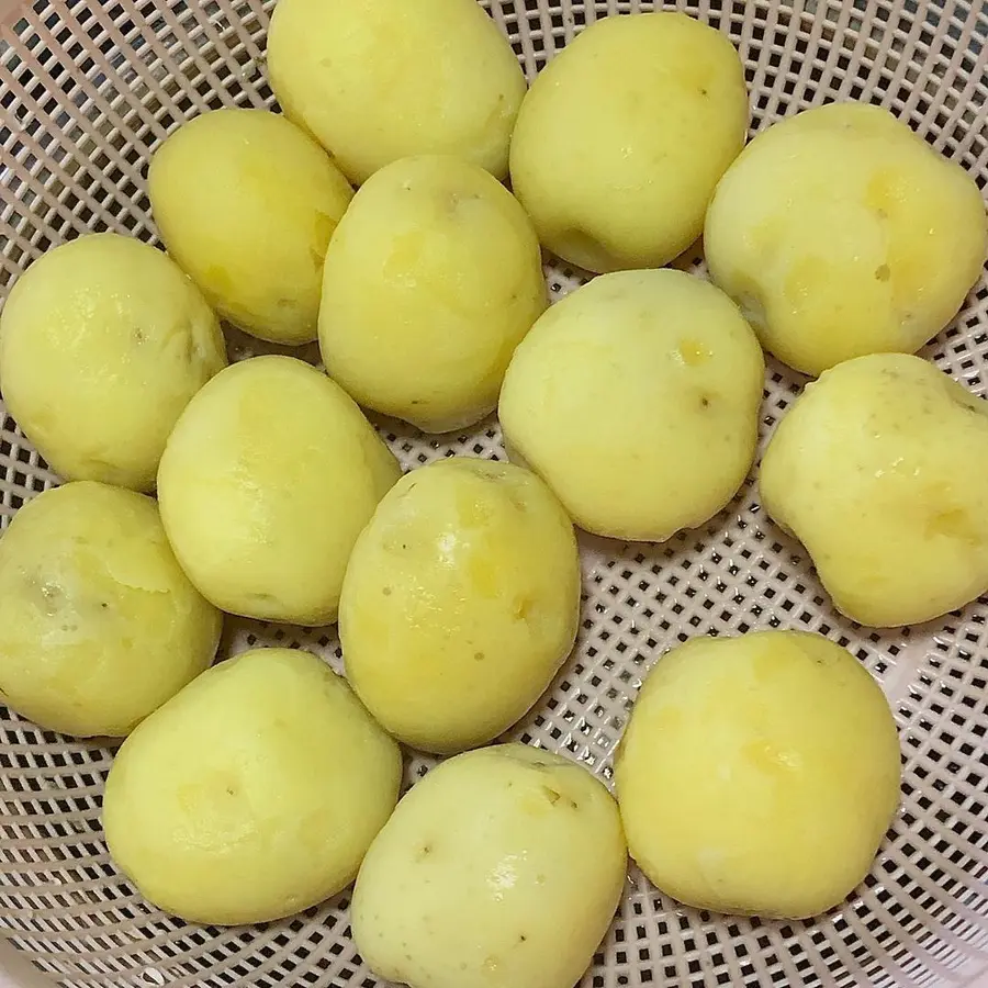 Enshi small potatoes|Fried potatoes have the taste of a food stall! step 0