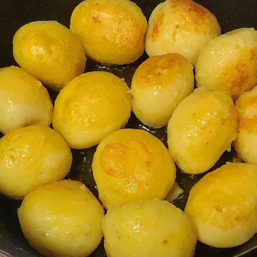 Enshi small potatoes|Fried potatoes have the taste of a food stall! step 0