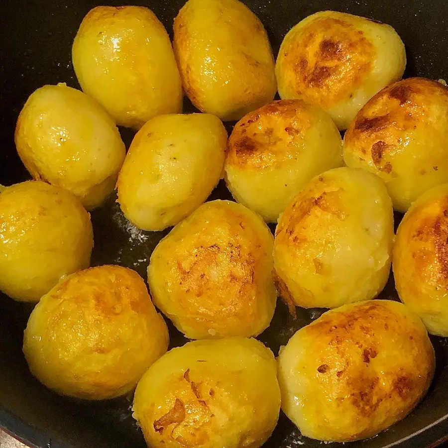 Enshi small potatoes|Fried potatoes have the taste of a food stall! step 0