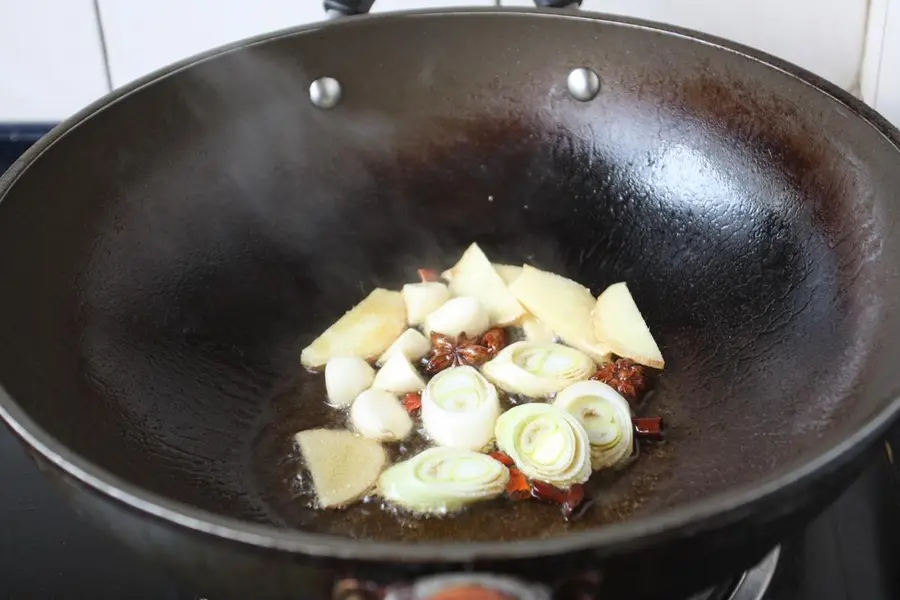 Braised flounder step 0