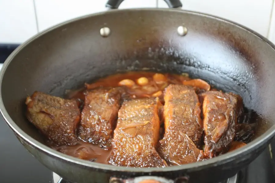 Braised flounder step 0