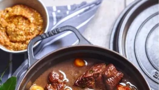 Burgundy beef stew boeuf bourguignon (can be made without a cast iron pot)