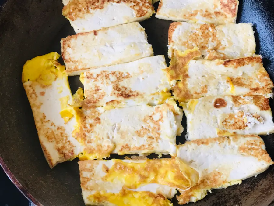 Low-calorie version of Korean-style teppanyaki tofu step 0