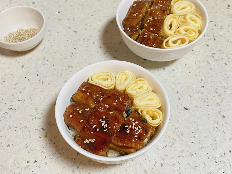 Kabayaki eel rice  Late-night cafeteria, simple and delicious step 0