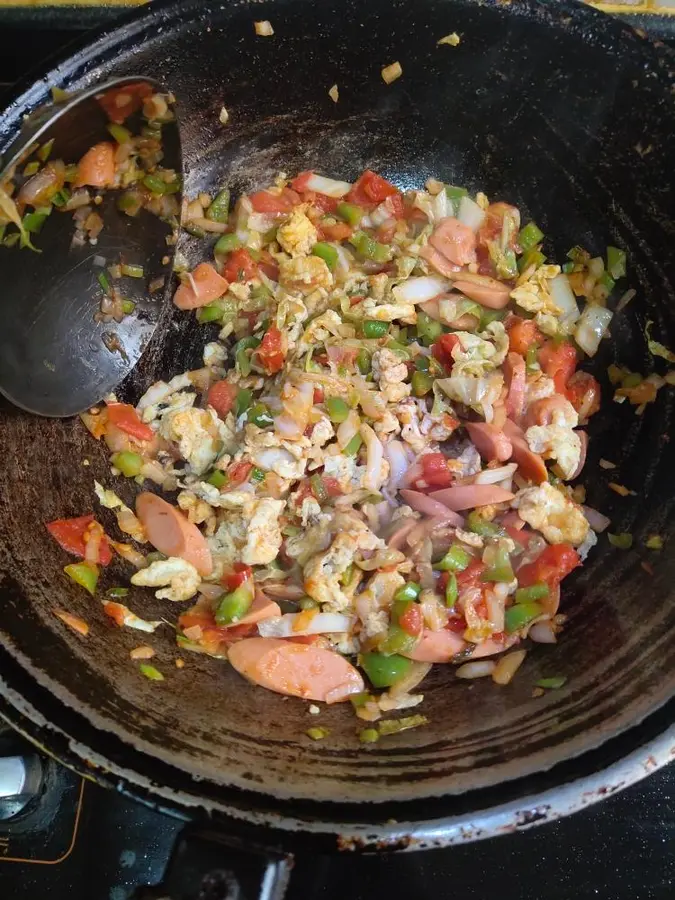 Late-night cafeteria stir-fried instant noodles step 0