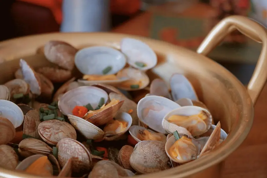 Steamed clams with wine from 