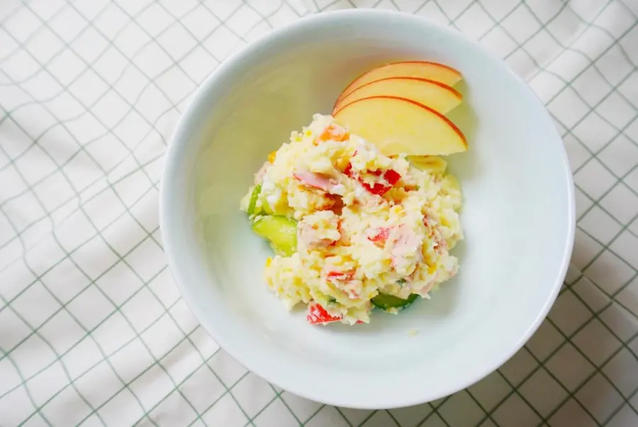 Mashed potato salad at a late-night cafeteria step 0