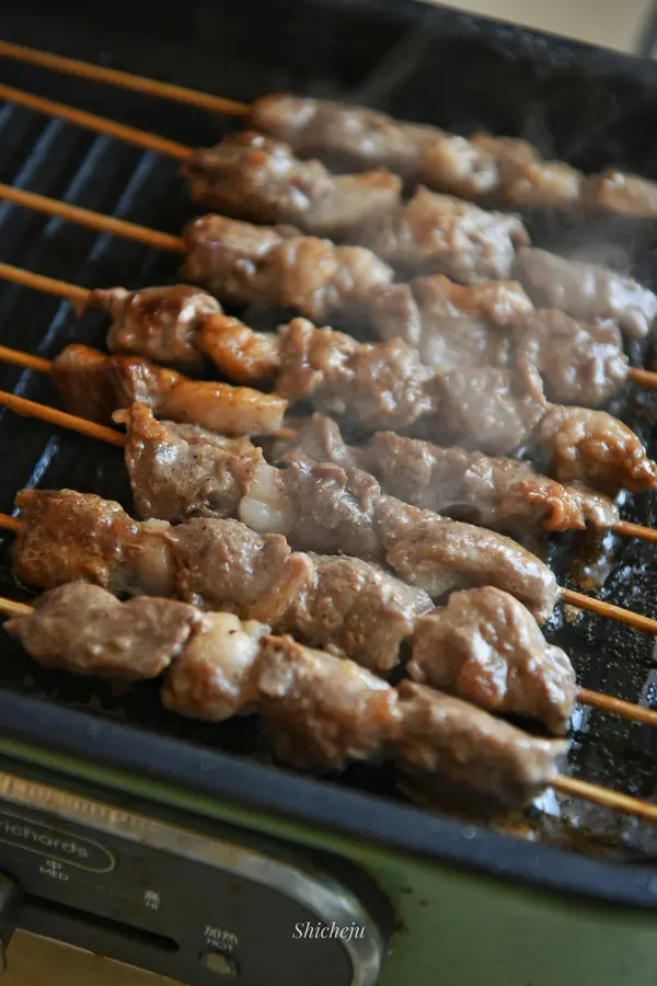 Sizzling oil - kebabs step 0