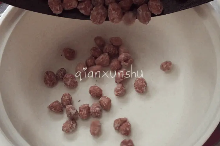 Frosted peanuts (peanut sticky) detailed GIF teaches you the technique of hanging frost thin and even step 0