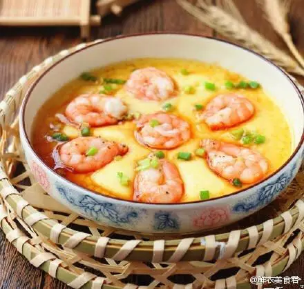 Steamed eggs with shrimp step 0