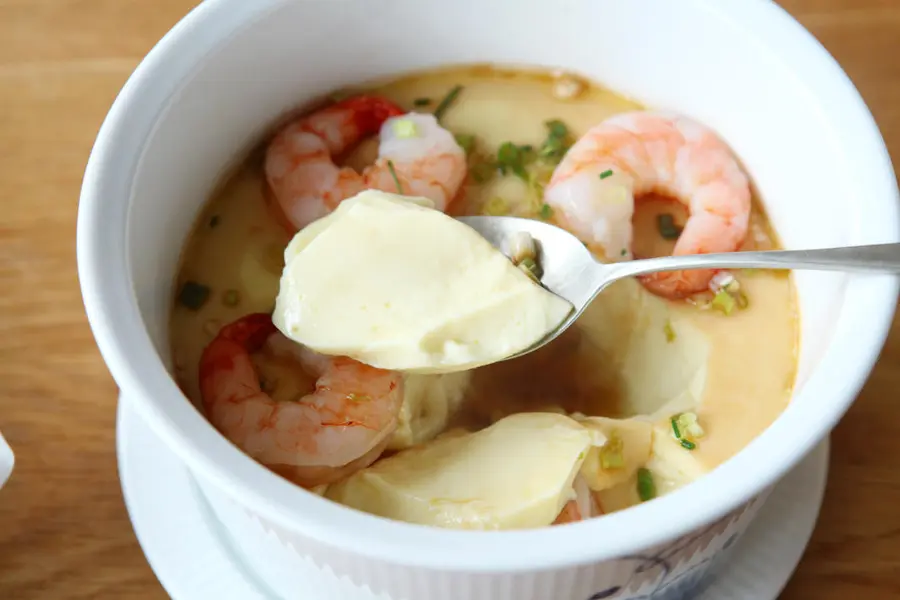 Steamed eggs with shrimp / steamed eggs with minced meat step 0