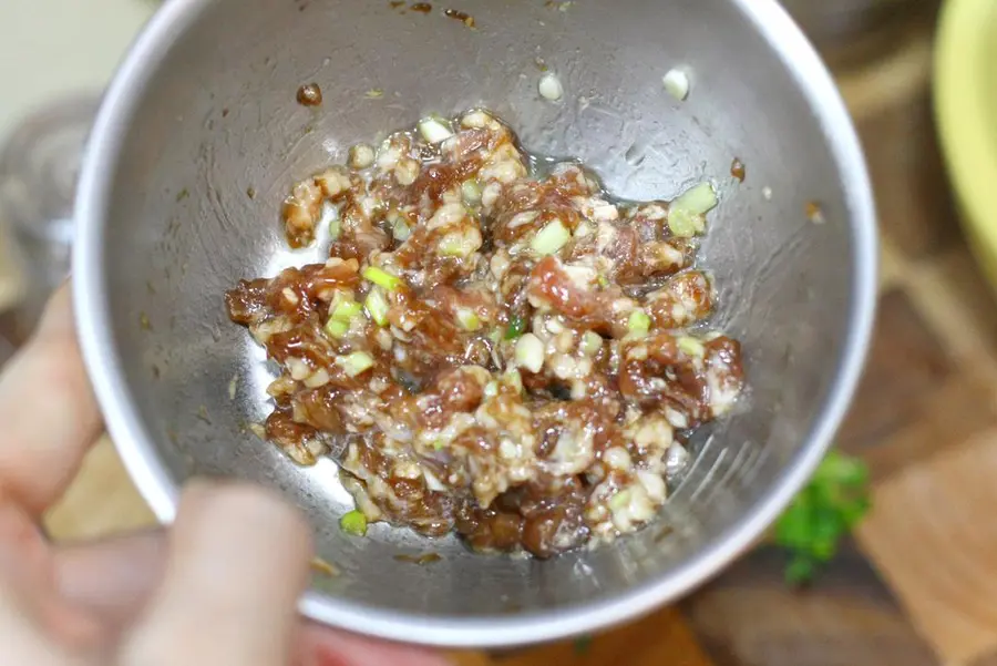 Steamed eggs with shrimp / steamed eggs with minced meat step 0