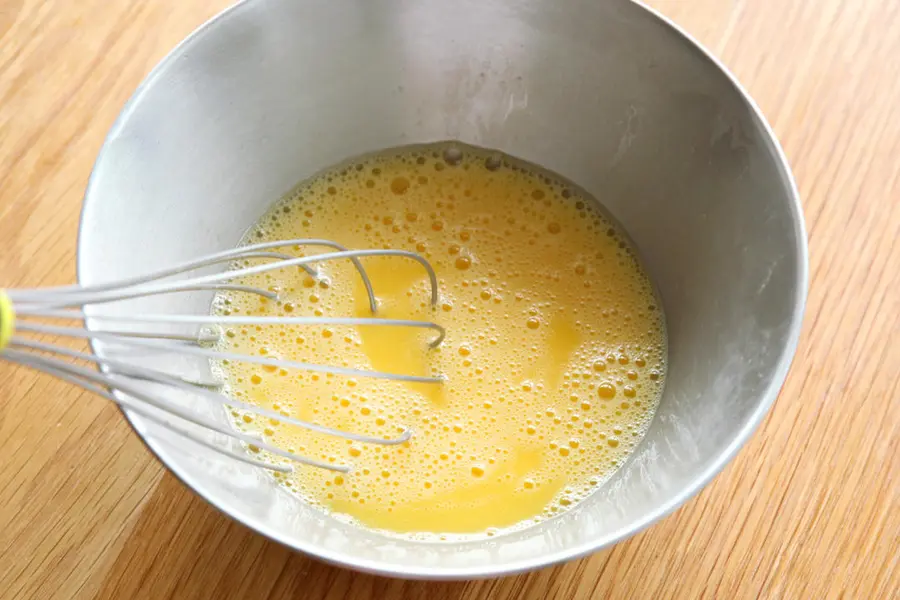 Steamed eggs with shrimp / steamed eggs with minced meat step 0