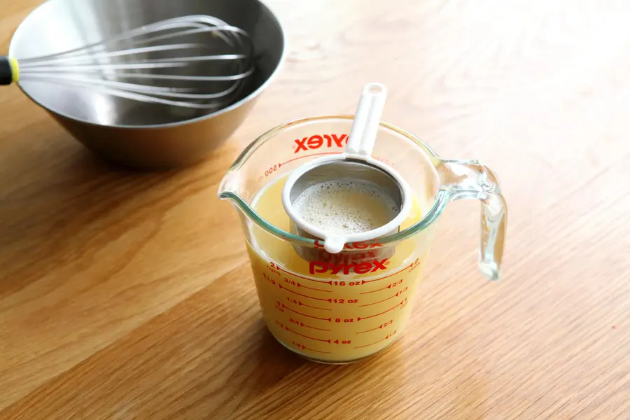 Steamed eggs with shrimp / steamed eggs with minced meat step 0