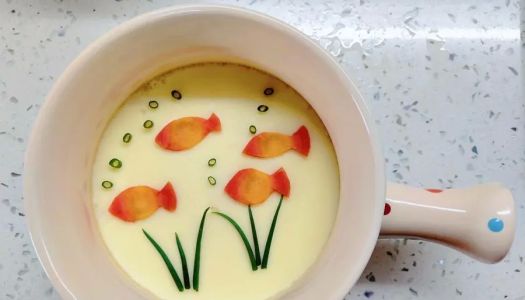 Nutritious and good-looking cartoon steamed eggs