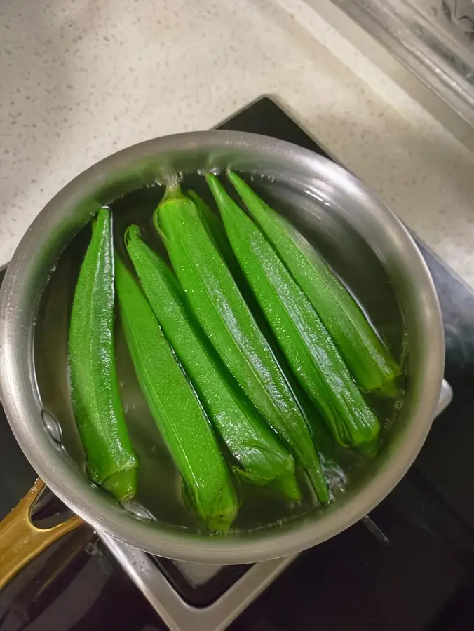 Okra steamed egg (Mid-Autumn Festival) step 0