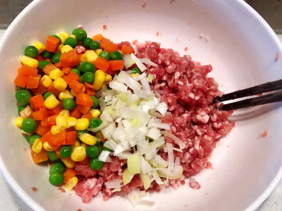 Steamed eggs with minced meat that can be eaten for three meals step 0