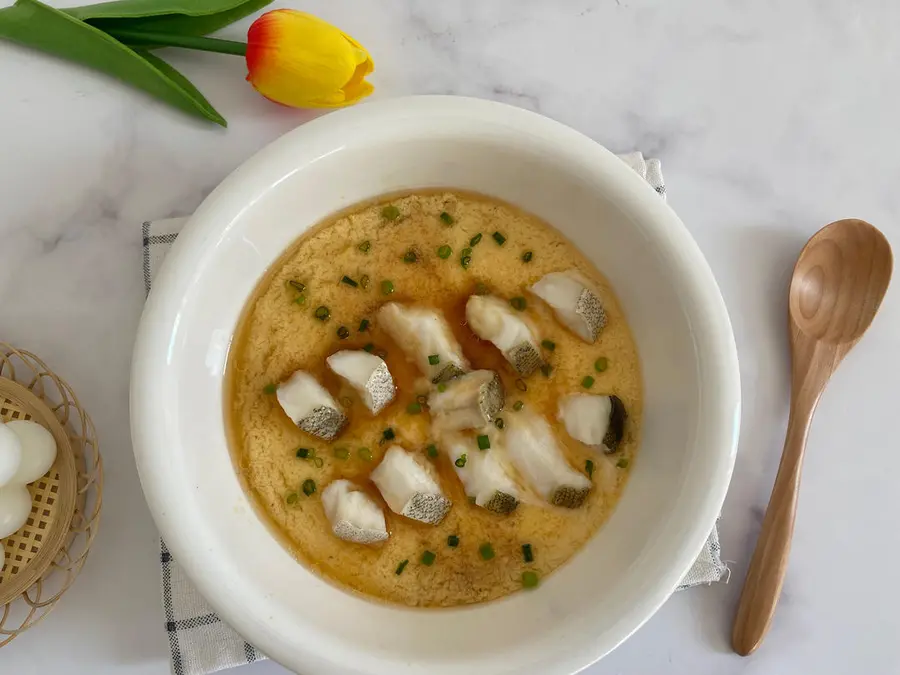 Baby nutritious food cod steamed eggs step 0