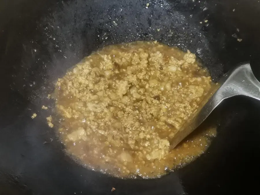 Steamed eggs with minced meat and tofu step 0