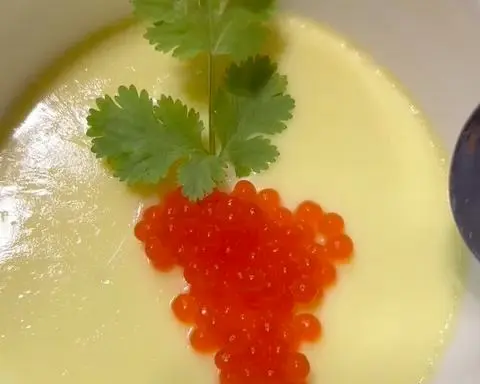 Steamed egg custard with caviar step 0