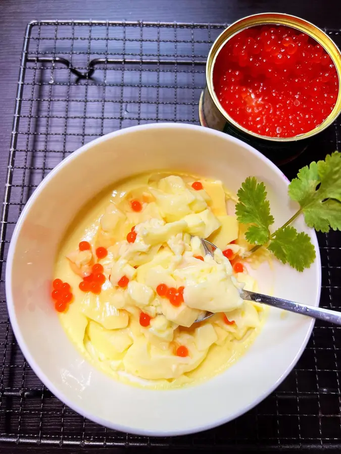 Steamed egg custard with caviar step 0