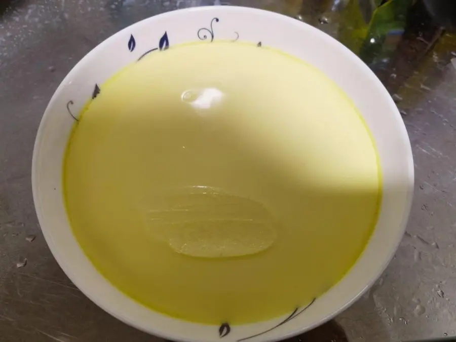 Steamed egg custard step 0