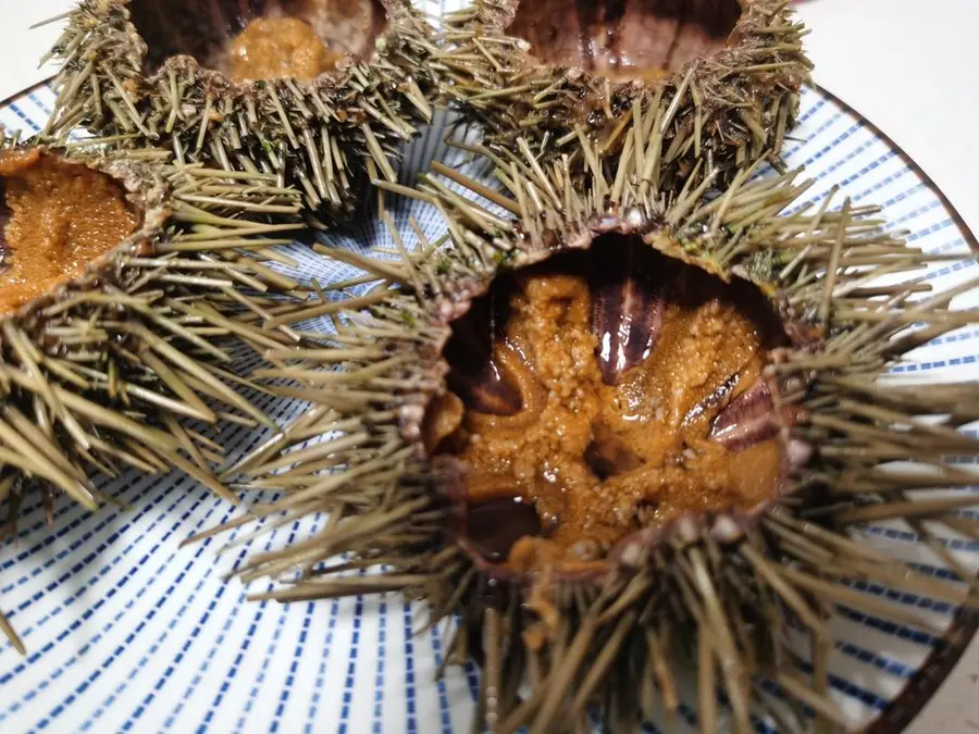 Steamed eggs  with sea urchin step 0