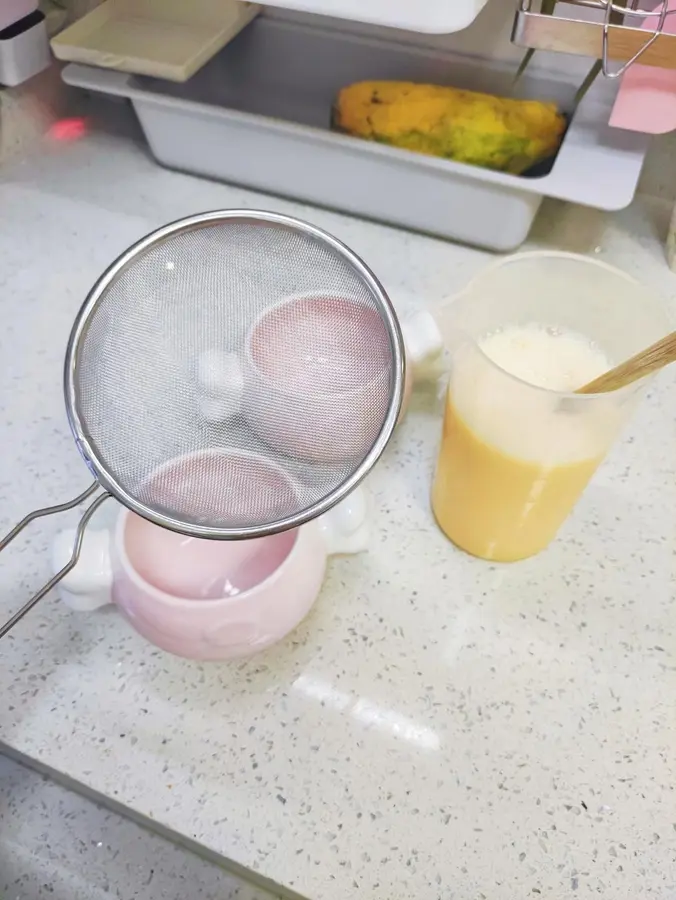 Water wave oven version Mirror steamed custard/pudding (2 servings) makes the custard taste like a pudding's sense of luxury, from the details! step 0