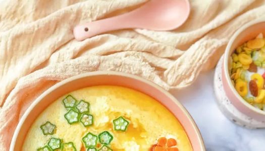 Okra carrot steamed egg