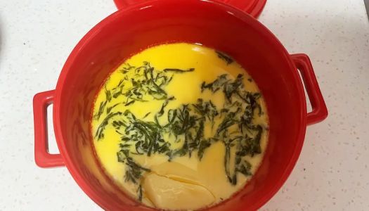 Seaweed custard