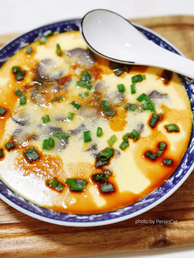 Steamed eggs with low-calorie and high-protein nutritious sea cucumbers step 0