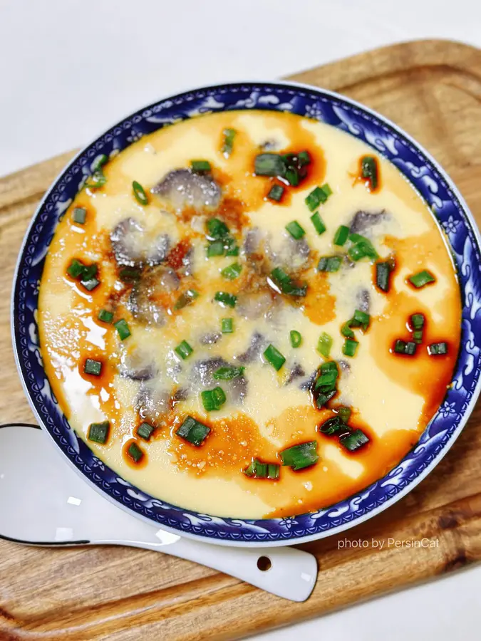 Steamed eggs with low-calorie and high-protein nutritious sea cucumbers step 0