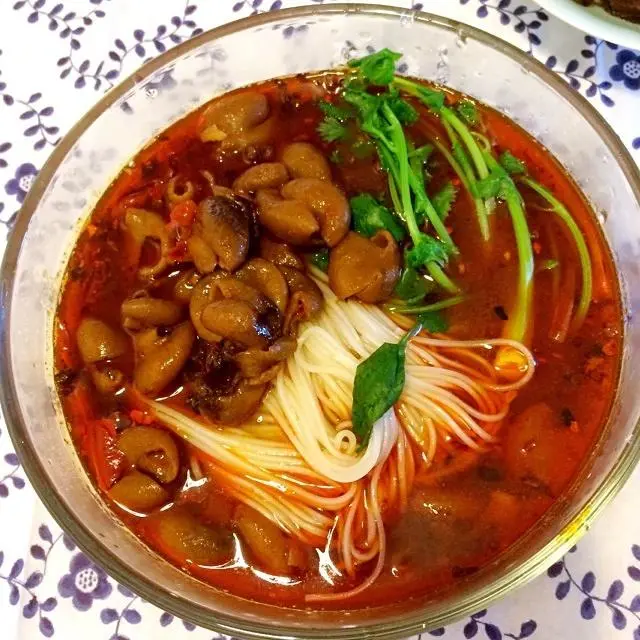 Chongqing fat intestine noodles (professional intestinal cleansing, small fresh and cautious)