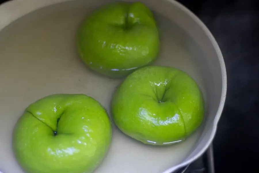 Matcha orange peel/honey bean cheese bagel  small fresh sweet  oven step 0