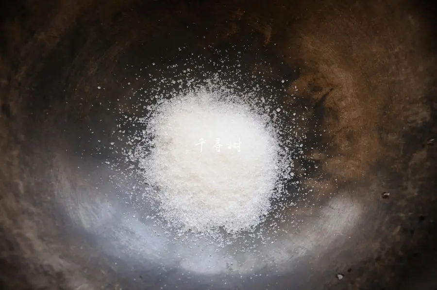 Pure dry goods technology sharing post: 6 morphological changes of white sugar in the process of frying sugar syrup, hanging cream, silk drawing, glass, tender juice, sugar color step 0