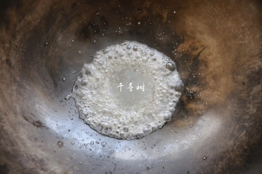 Pure dry goods technology sharing post: 6 morphological changes of white sugar in the process of frying sugar syrup, hanging cream, silk drawing, glass, tender juice, sugar color step 0