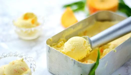 Small fresh yellow peach yogurt ice cream (no yolk version)