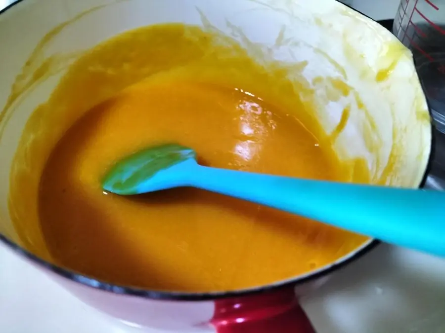 Fresh and healing - mango mousse cake step 0