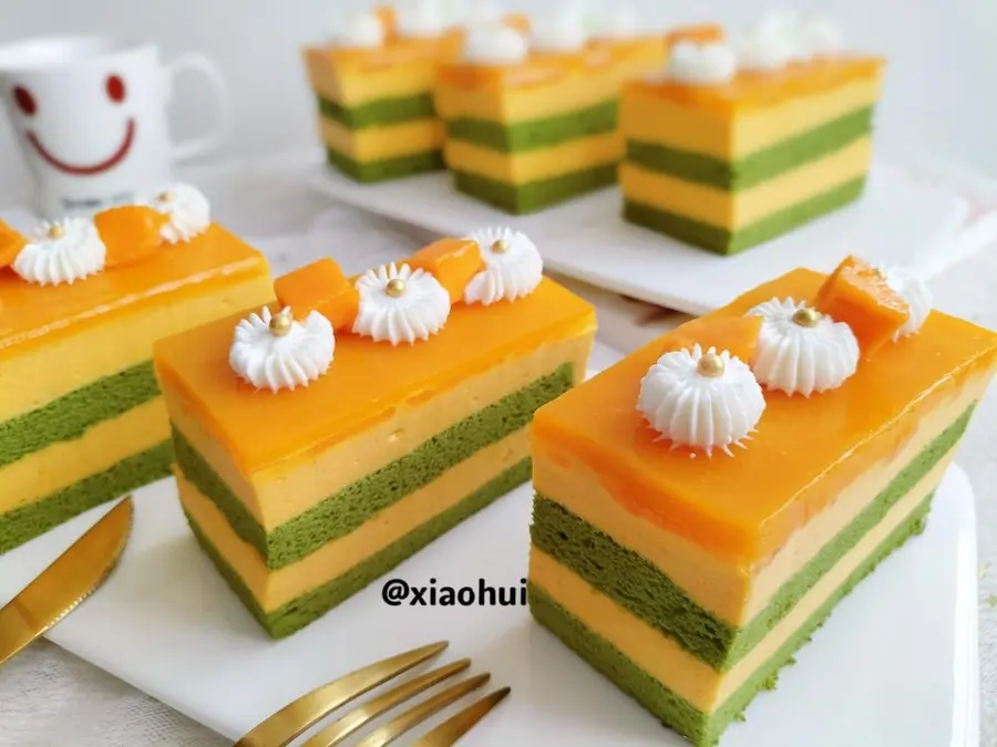 Fresh and healing - mango mousse cake