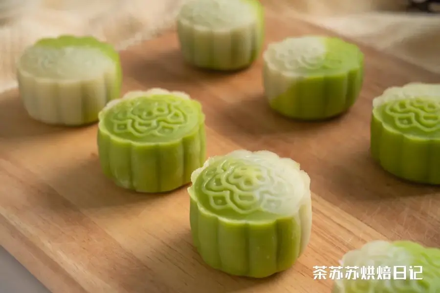 ã€Colorful flowing heart snow skin mooncakesã€‘Small and fresh mooncakes, delicious and not greasy step 0