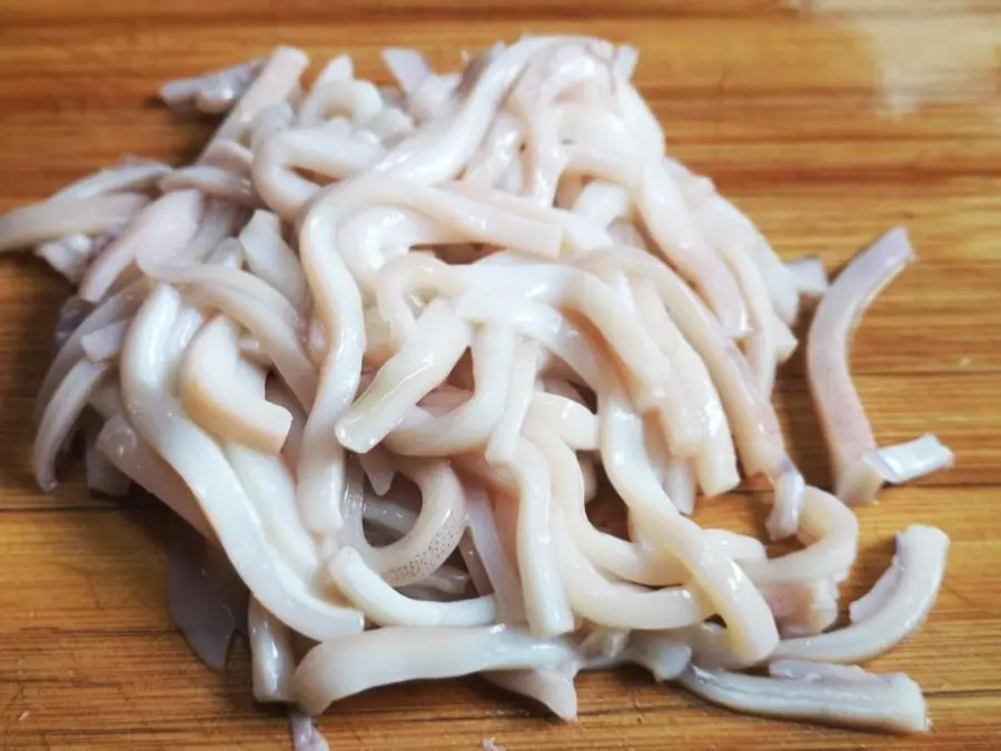 Colorful fresh squid - a small and fresh way to eat squid step 0