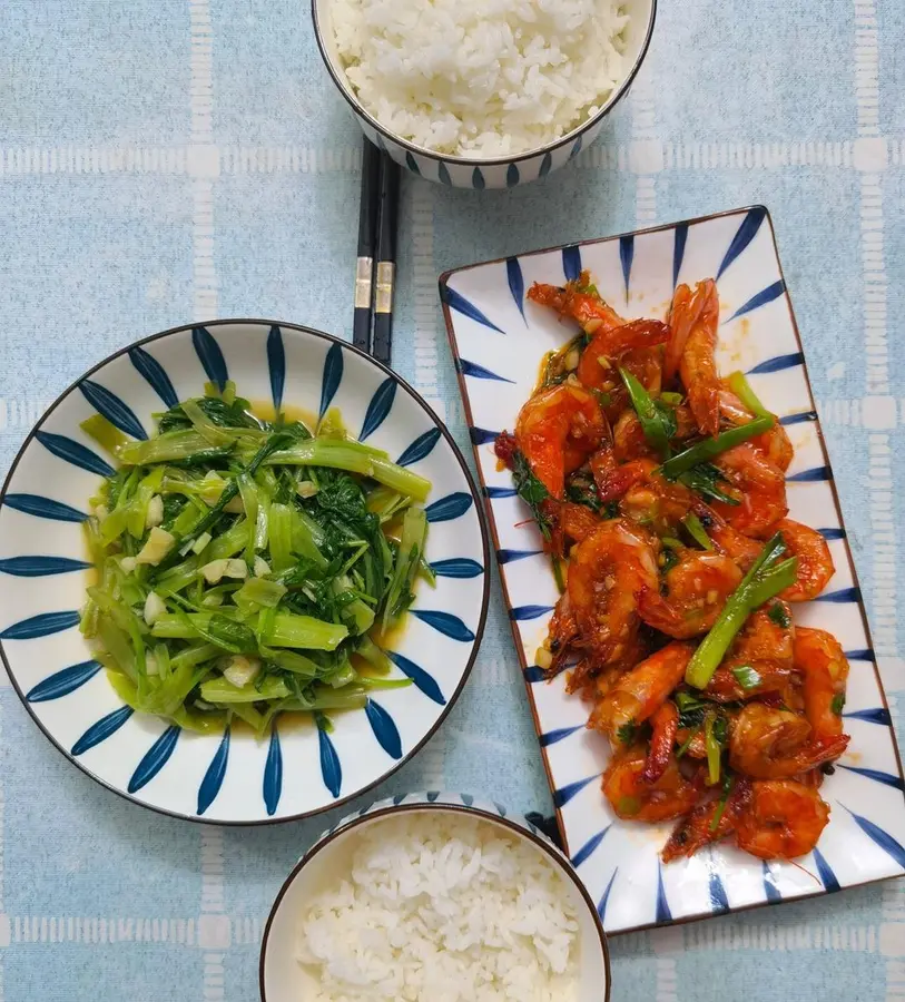 Pregnancy dinner, home-cooked meal for two step 0