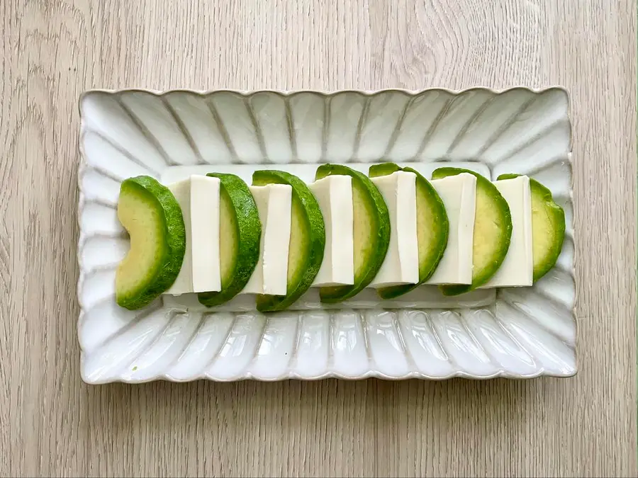 Japanese-style small fresh, avocado cold tofu, served in 10 minutes, refreshing and tender, delicious and not greasy step 0